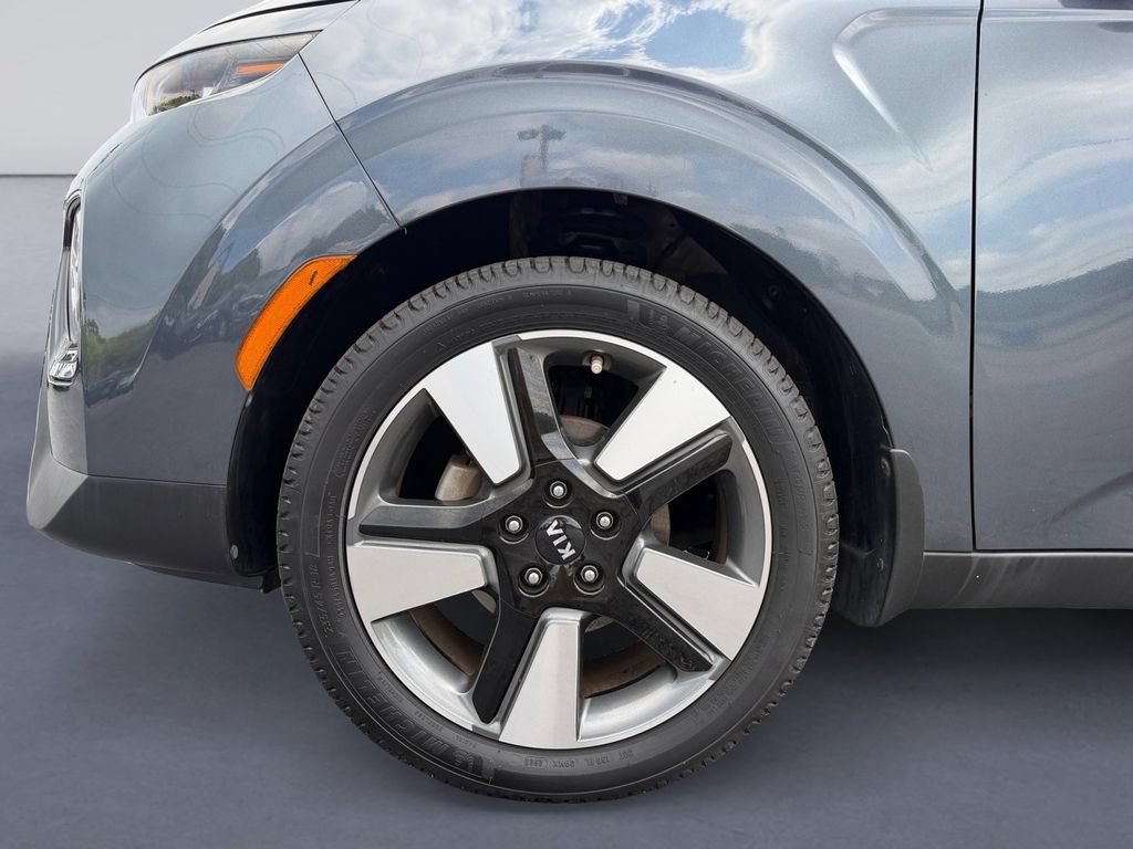 Used 2020 Kia Soul EX w/ Option Group 015 FWD image 9