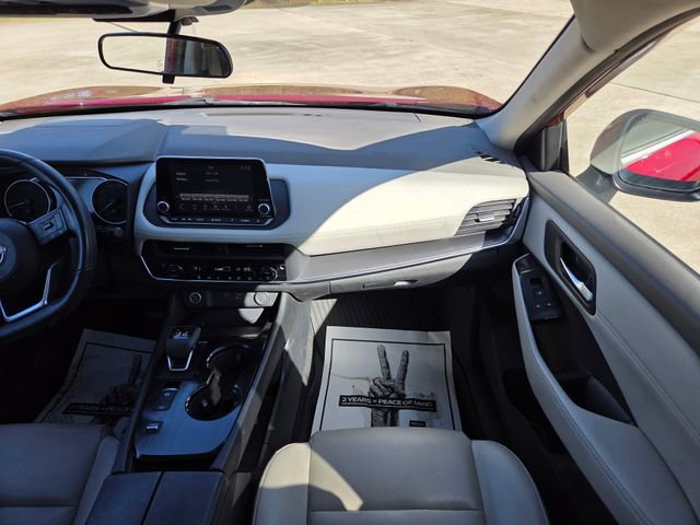 Used 2023 Nissan Rogue SV w/ SV Premium B Package image 18