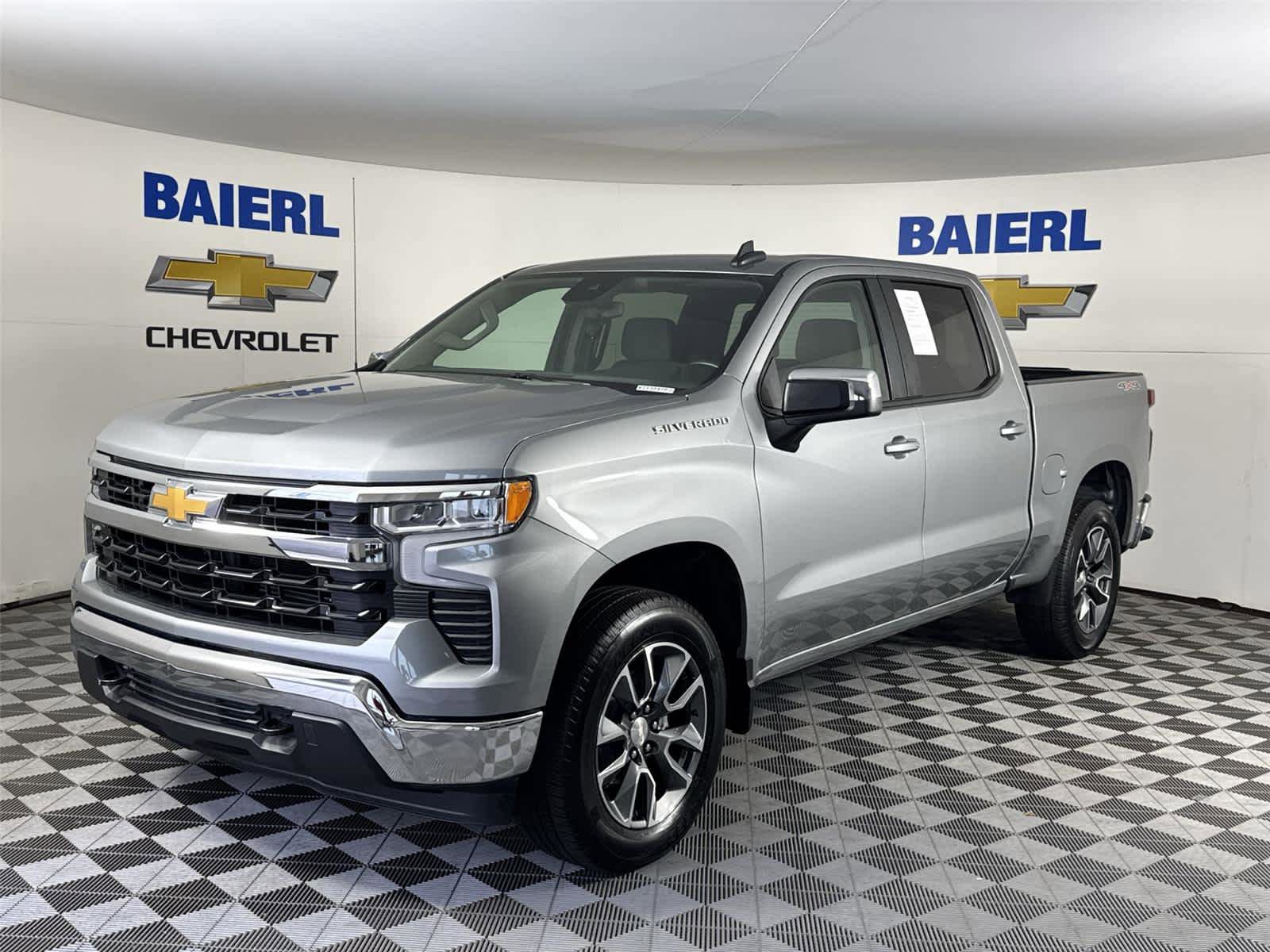 Used 2024 Chevrolet Silverado 1500 LT