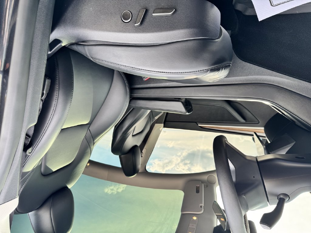 Used 2024 Tesla Model Y Long Range RWD image 20