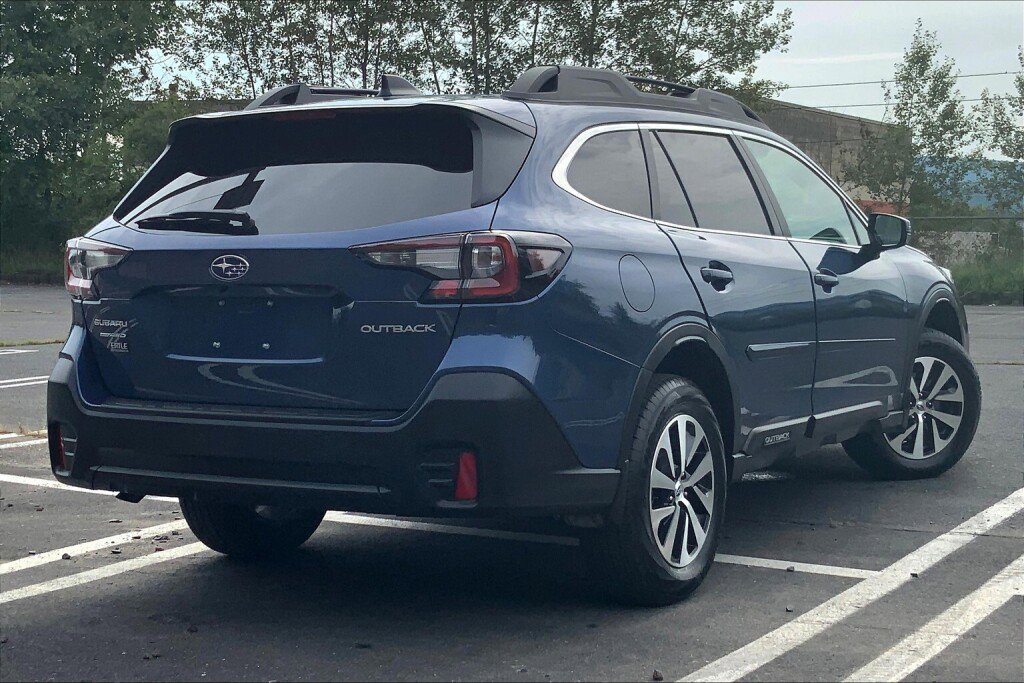 Used 2020 Subaru Outback Premium w/ Popular Package #1 AWD/4WD image 5