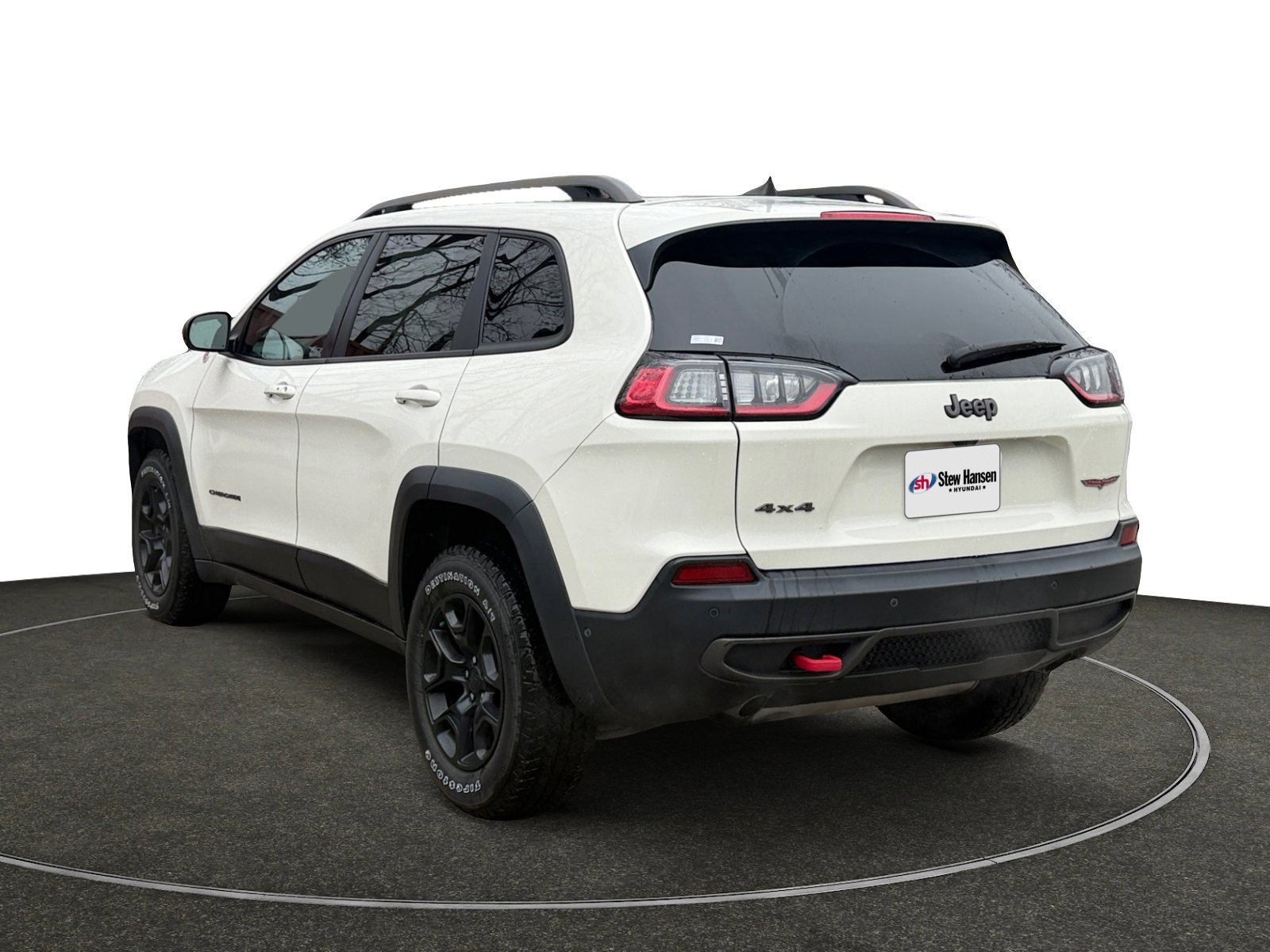 Used 2019 Jeep Cherokee Trailhawk image 3