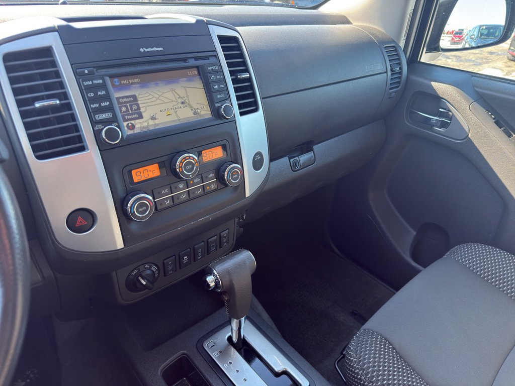 Used 2017 Nissan Frontier PRO-4X image 21