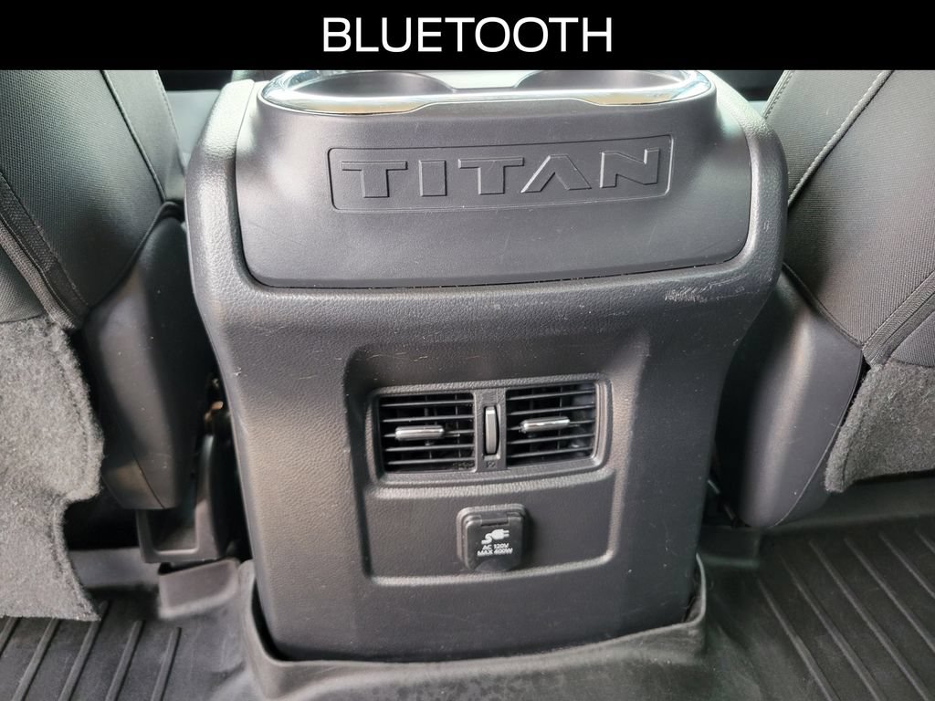 Used 2017 Nissan Titan SV AWD/4WD image 10
