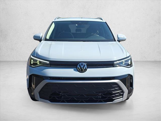 New 2026 Volkswagen Taos SE FWD image 9