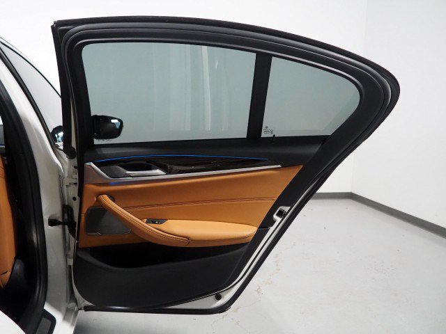 Used 2021 BMW 530e w/ Premium Package w/ Premium Package RWD image 64