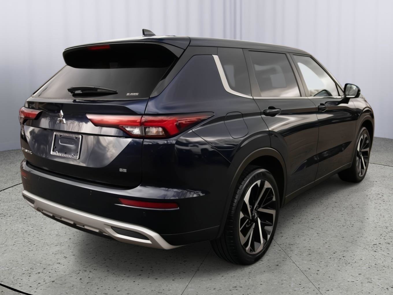 Used 2024 Mitsubishi Outlander SE image 24