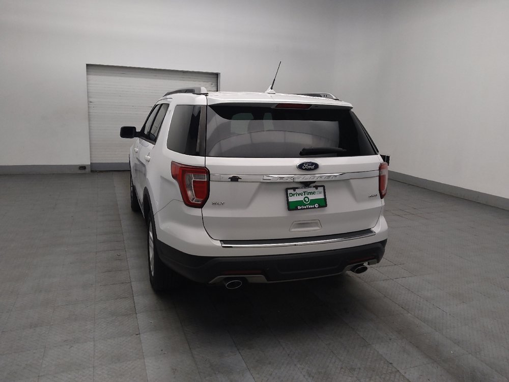 Used 2018 Ford Explorer XLT w/ Equipment Group 201A AWD/4WD image 6