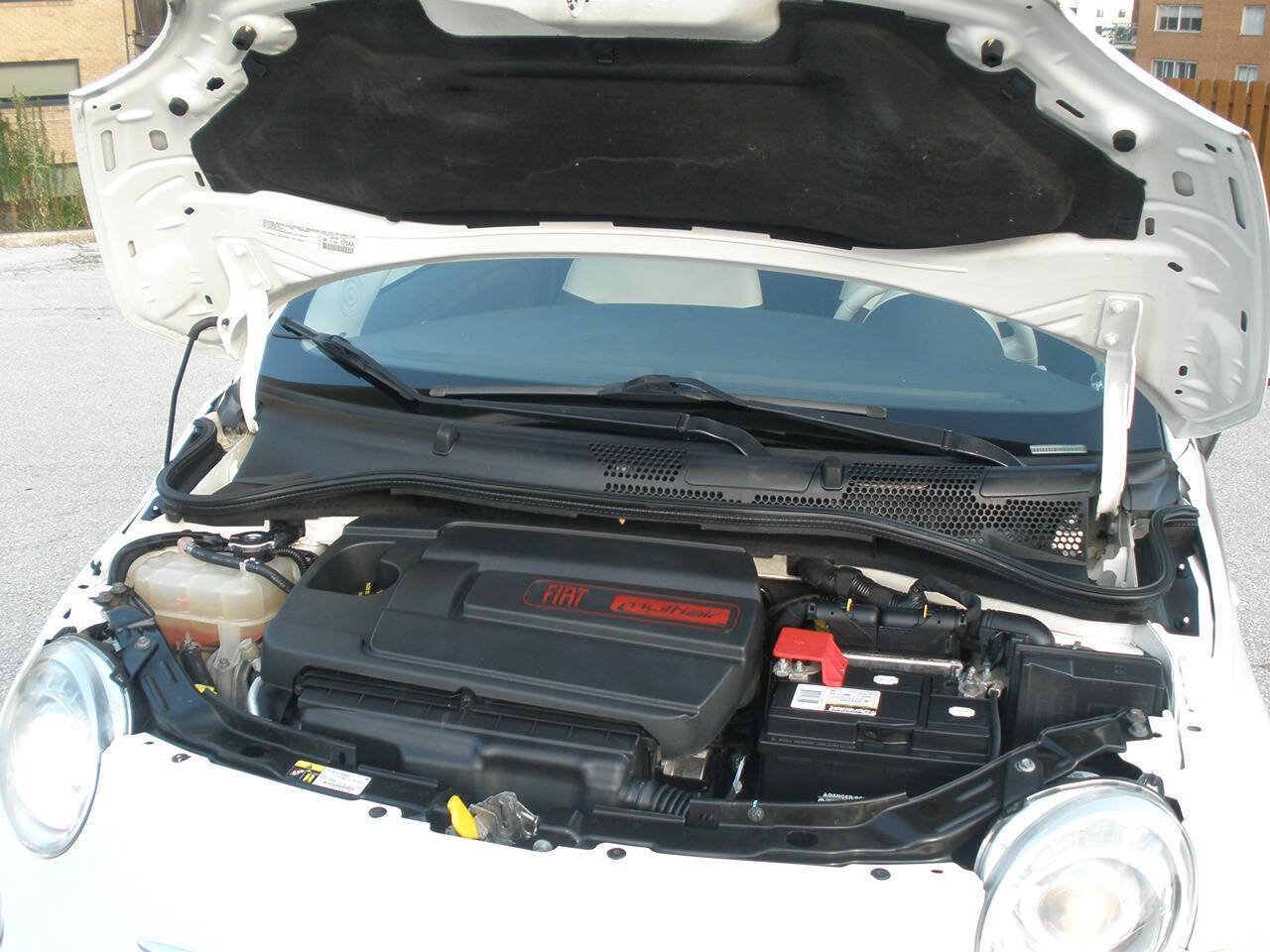 Used 2015 FIAT 500 Pop FWD image 12