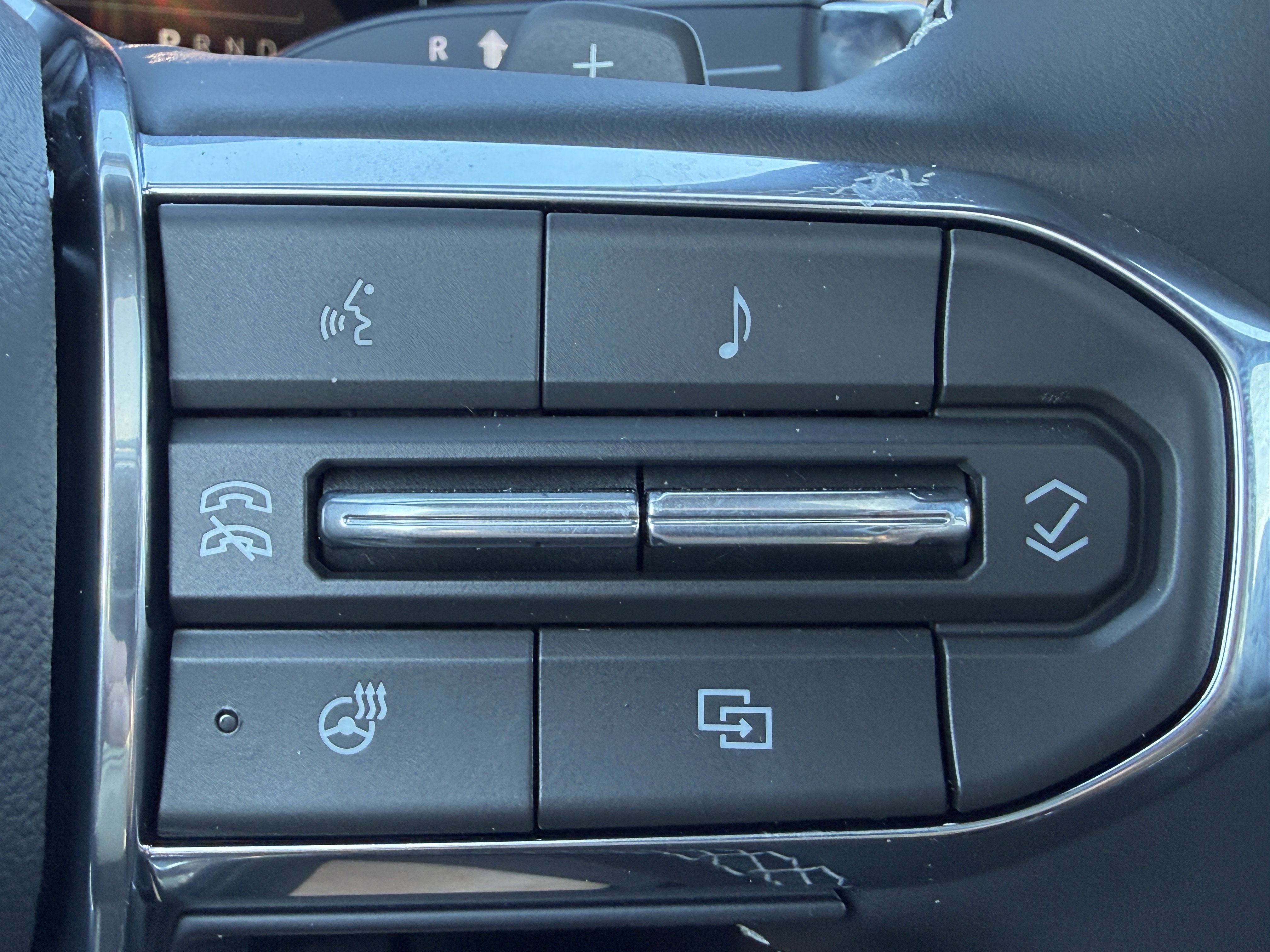 New 2026 GMC Acadia Denali Ultimate w/ LPO, Floor Liner Package image 29