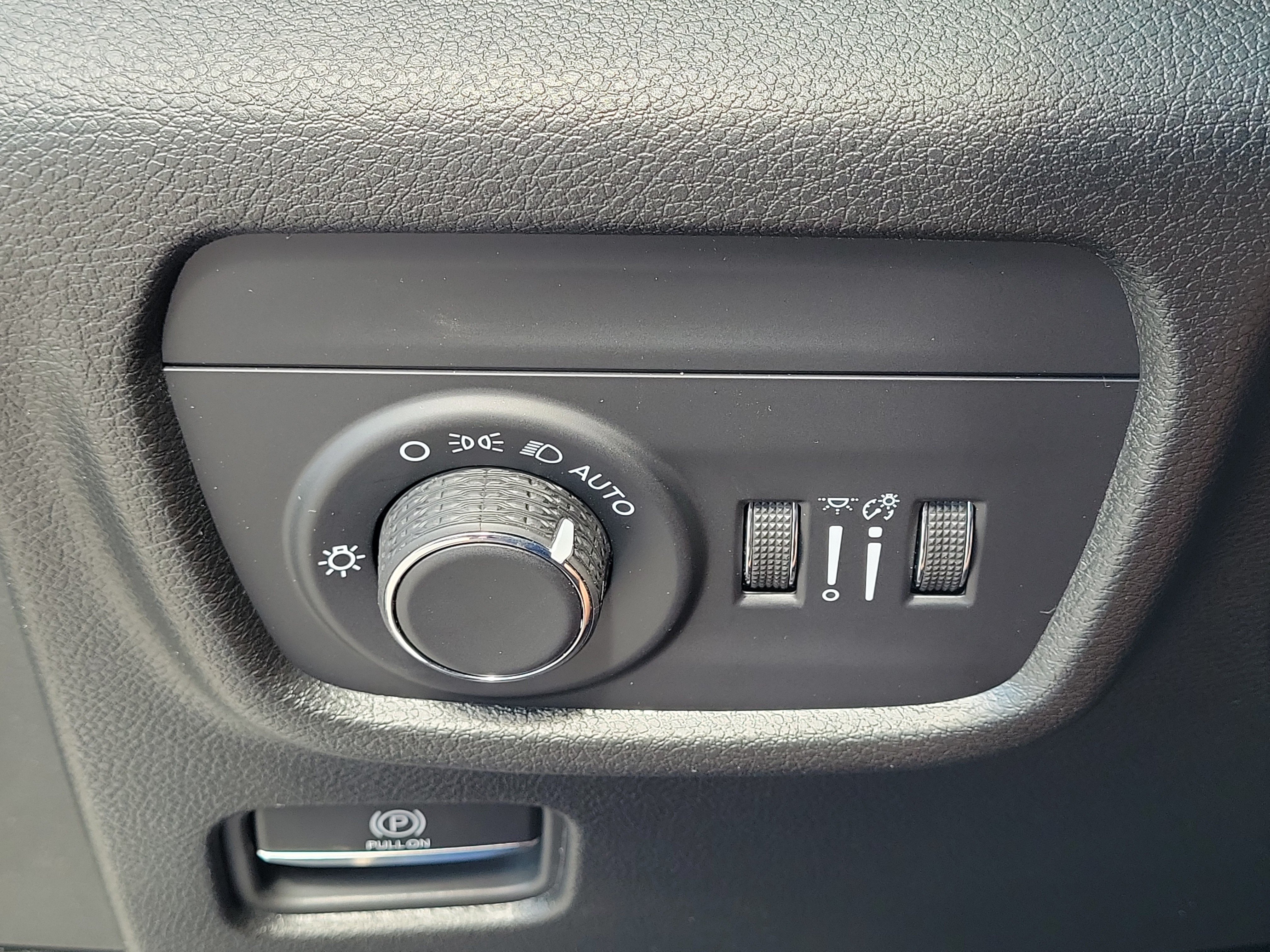 Used 2026 Jeep Grand Cherokee L 2WD image 26