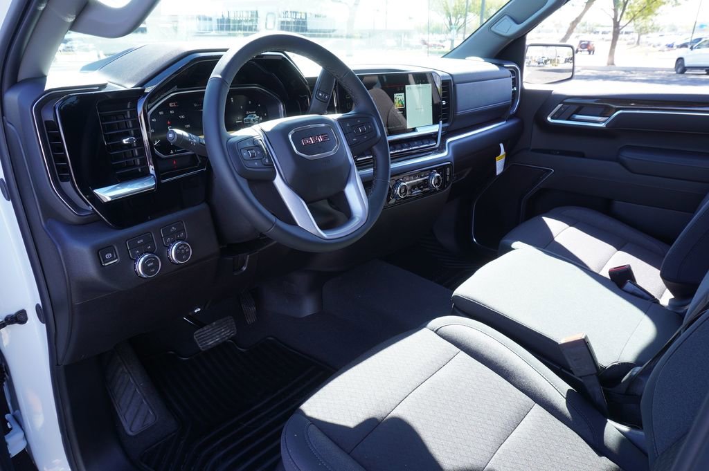 New 2026 GMC Sierra 1500 Elevation image 17