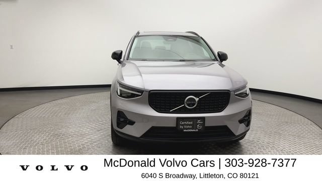 Certified 2026 Volvo XC40 B5 Plus AWD/4WD image 3