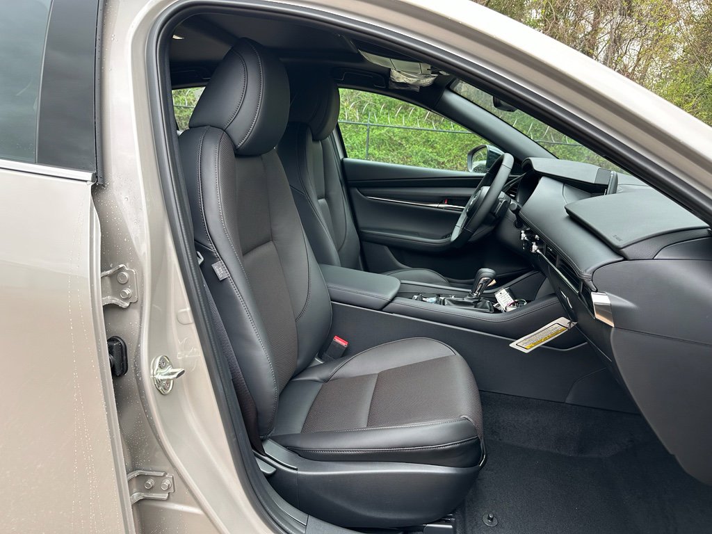 New 2026 MAZDA MAZDA3 Hatchback w/ Appearance Package image 21