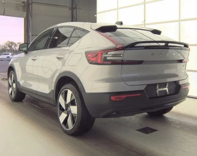 Used 2023 Volvo C40 P8 Recharge Ultimate AWD/4WD image 4