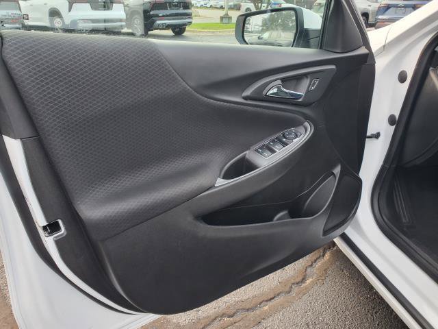 Used 2023 Chevrolet Malibu LT image 6