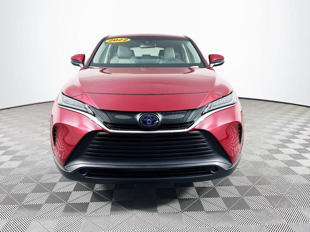 Used 2022 Toyota Venza LE AWD/4WD image 4