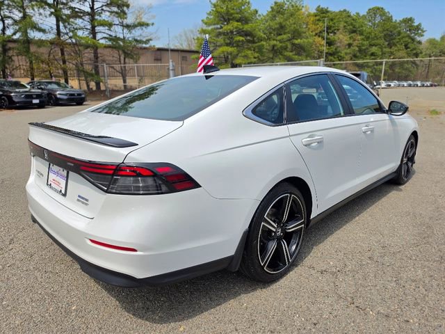 Used 2024 Honda Accord Sport image 5