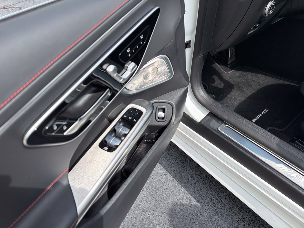 Used 2025 Mercedes-Benz CLE 53 AMG 4MATIC Cabriolet image 40