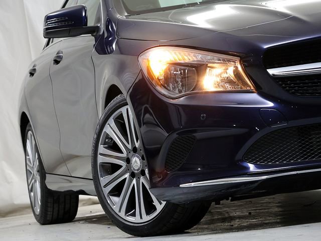 Used 2018 Mercedes-Benz CLA 250 4MATIC image 4