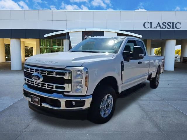 Used 2025 Ford F350 XLT w/ 360-Degree Camera Package image 3