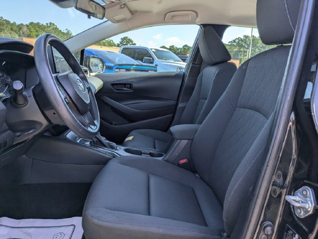 Used 2024 Toyota Corolla LE FWD image 19