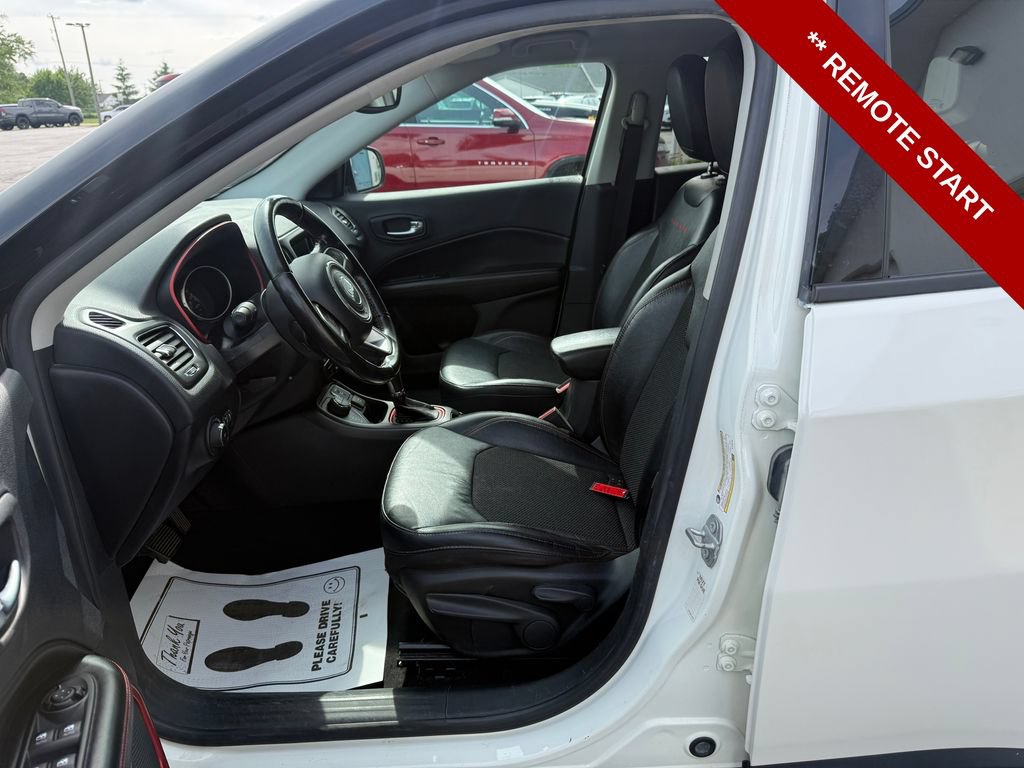 Used 2021 Jeep Compass Trailhawk AWD/4WD image 11