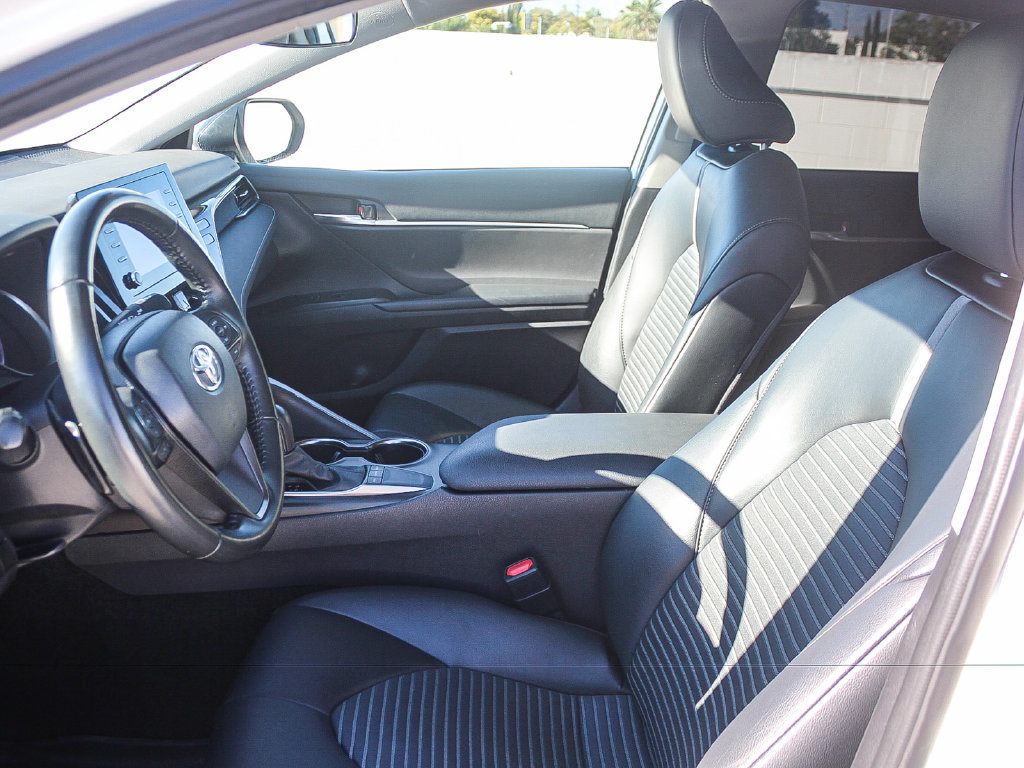 Used 2023 Toyota Camry SE w/ Protection Package (Q2) (TMS) FWD image 18