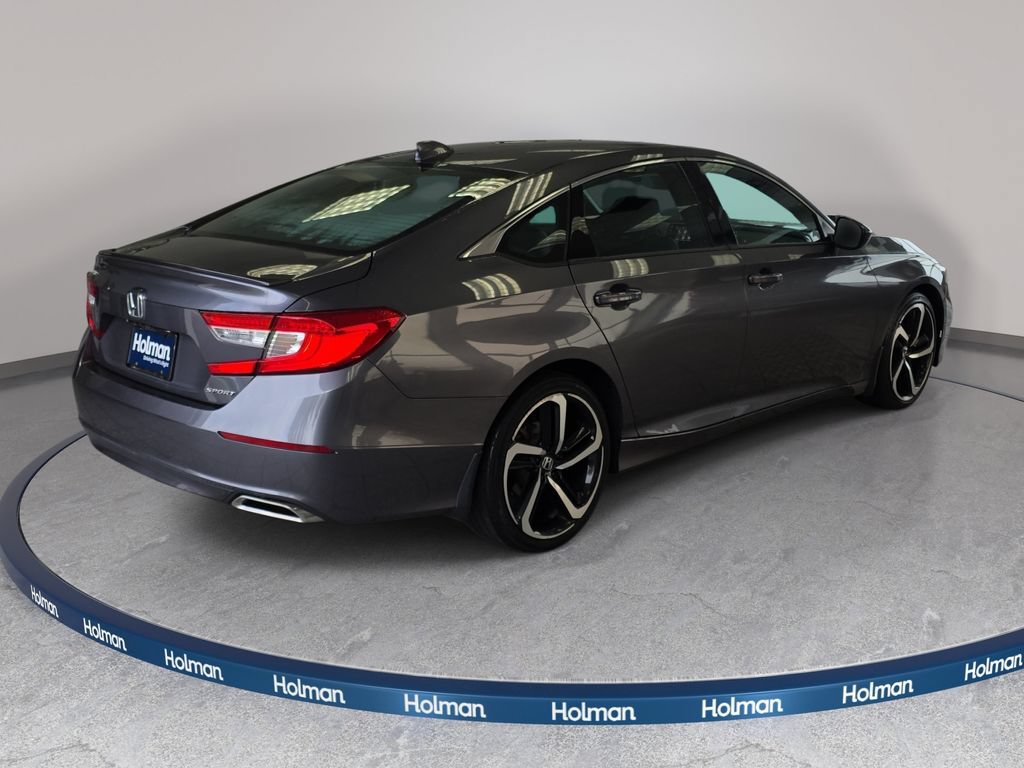 Used 2018 Honda Accord Sport image 6