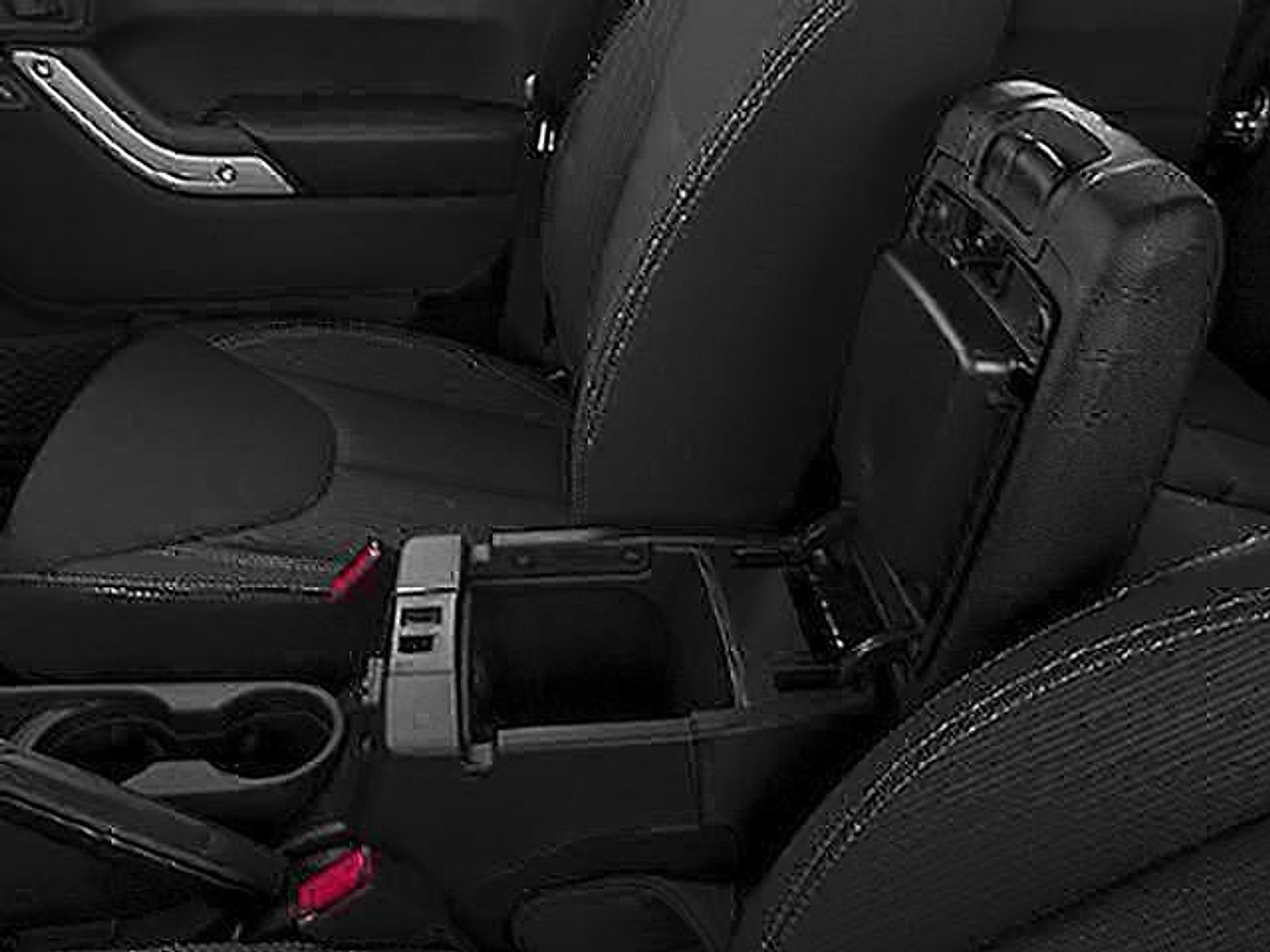 Used 2017 Jeep Wrangler Unlimited Sahara w/ Max Tow Package AWD/4WD image 93