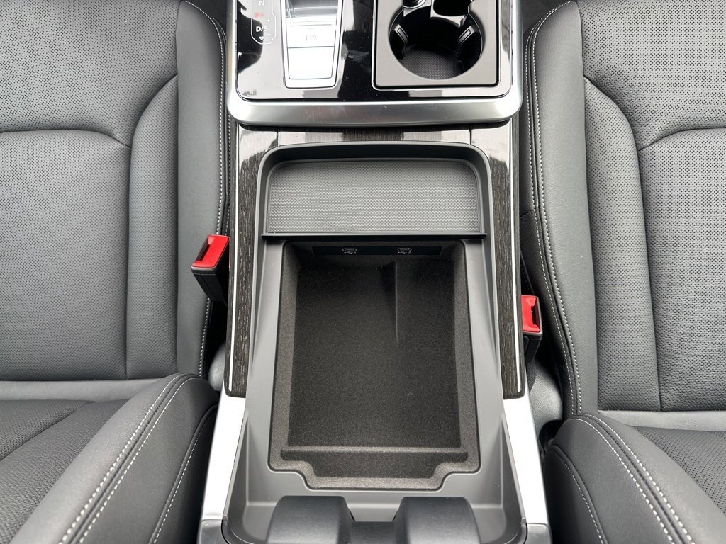 New 2026 Audi Q8 Premium Plus image 23