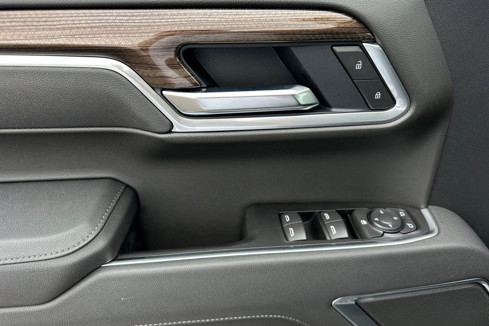 New 2026 Chevrolet Silverado 1500 LT w/ All Star Edition Plus image 11