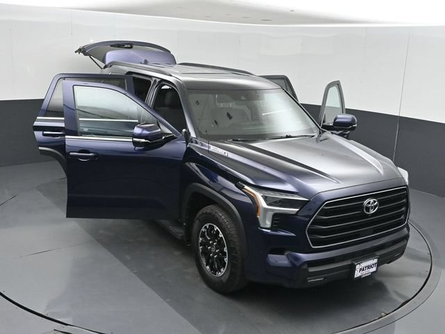 Used 2025 Toyota Sequoia SR5 w/ TRD Off-Road Package AWD/4WD image 54
