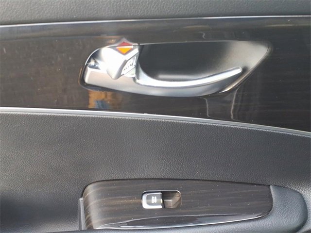 Used 2019 Kia Sorento LX w/ LX Convenience Package image 11