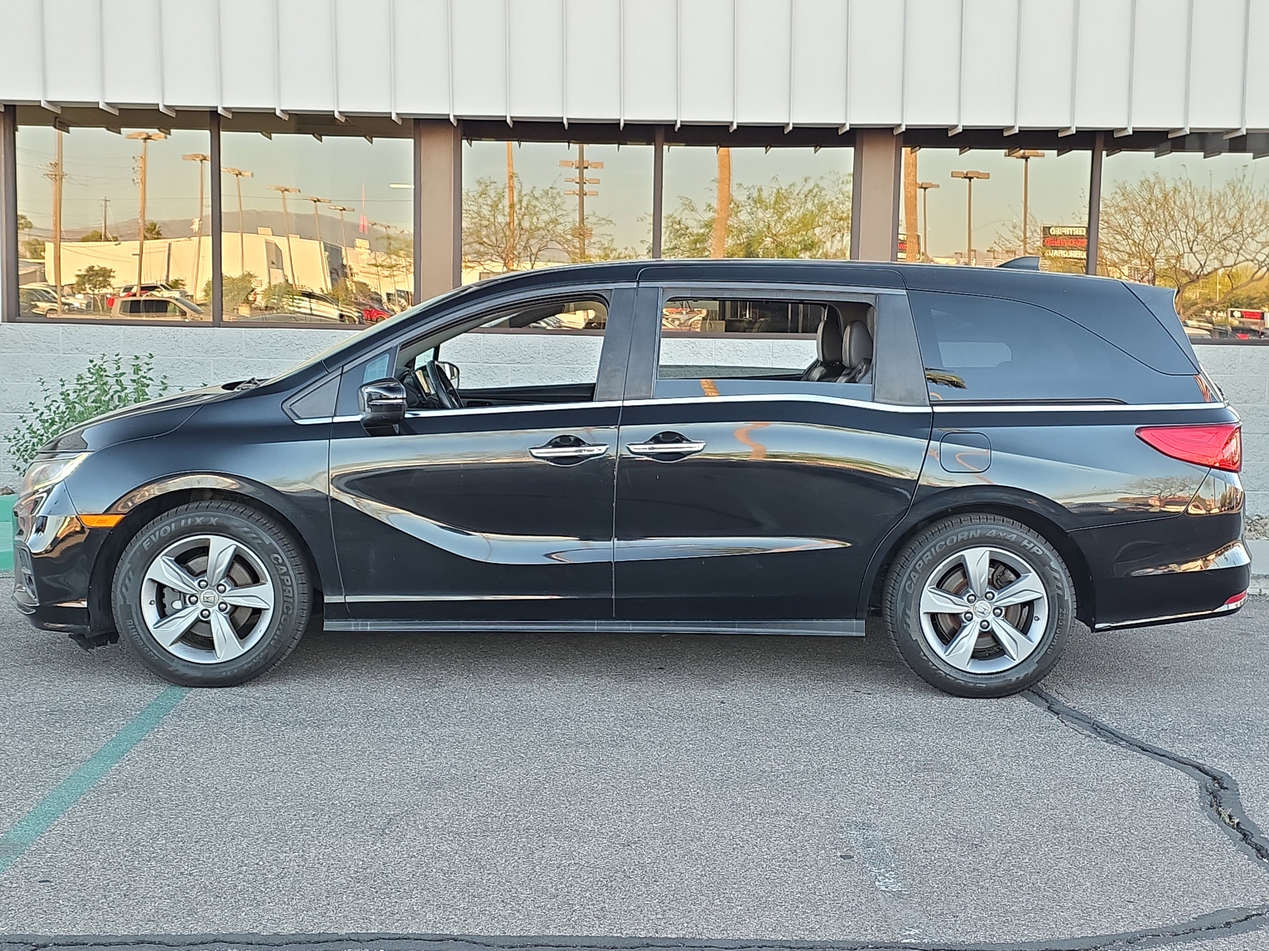 Used 2018 Honda Odyssey EX-L image 4