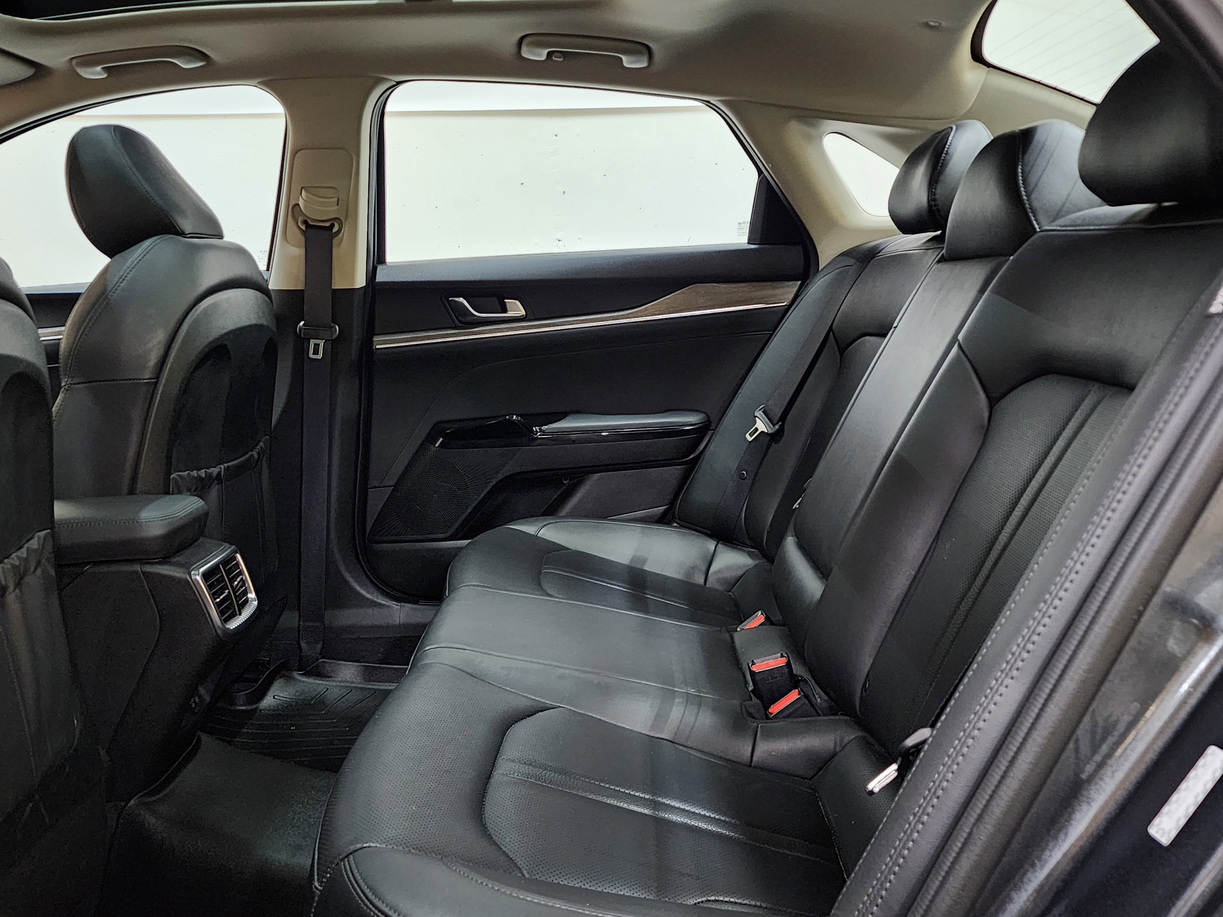 Used 2021 Kia K5 EX image 17