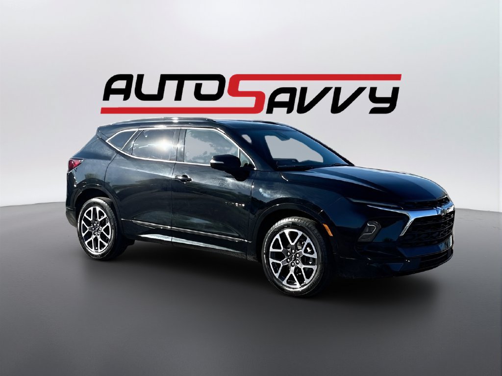 Used 2025 Chevrolet Blazer RS FWD image 1