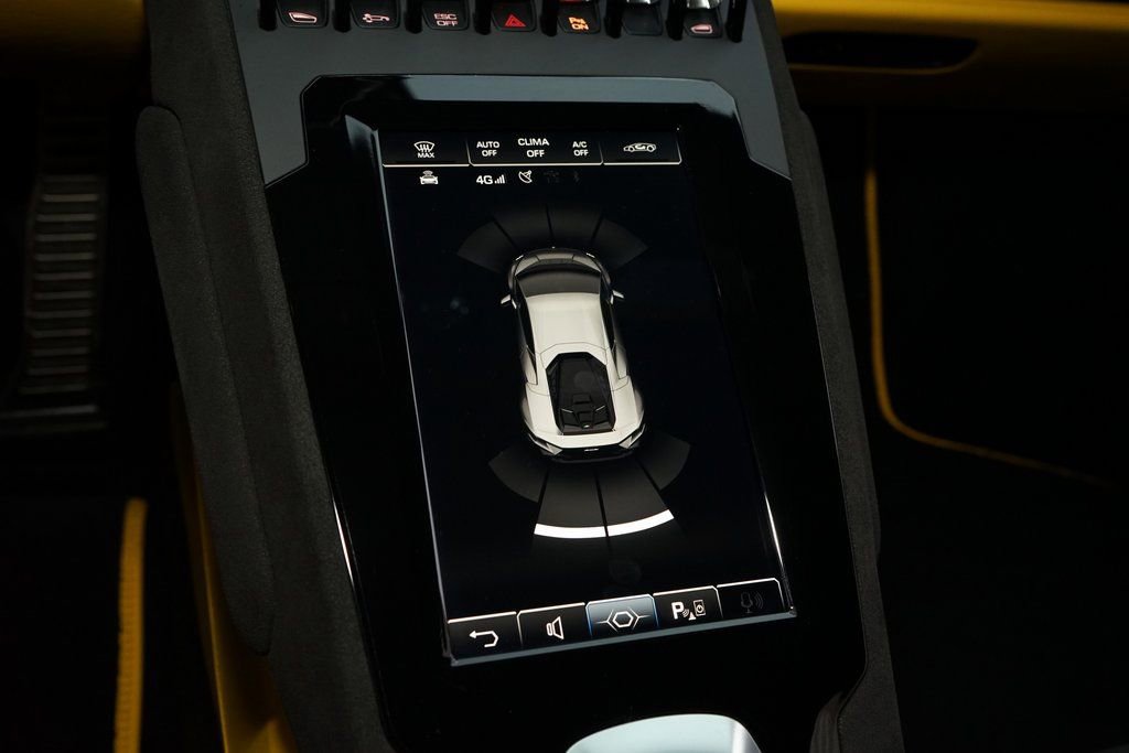 Used 2024 Lamborghini Huracan Tecnica image 18