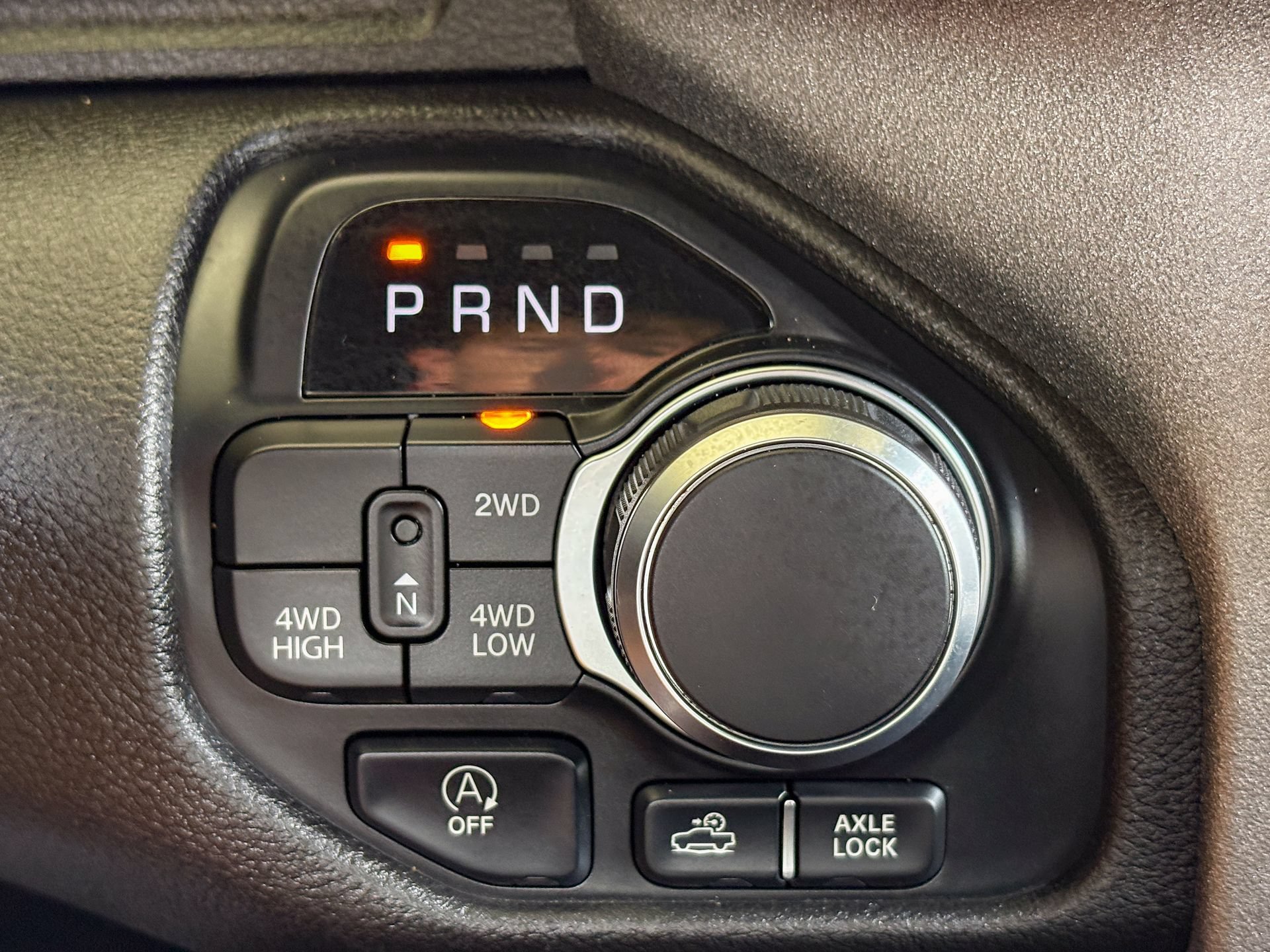 Used 2025 RAM 1500 Warlock AWD/4WD image 22