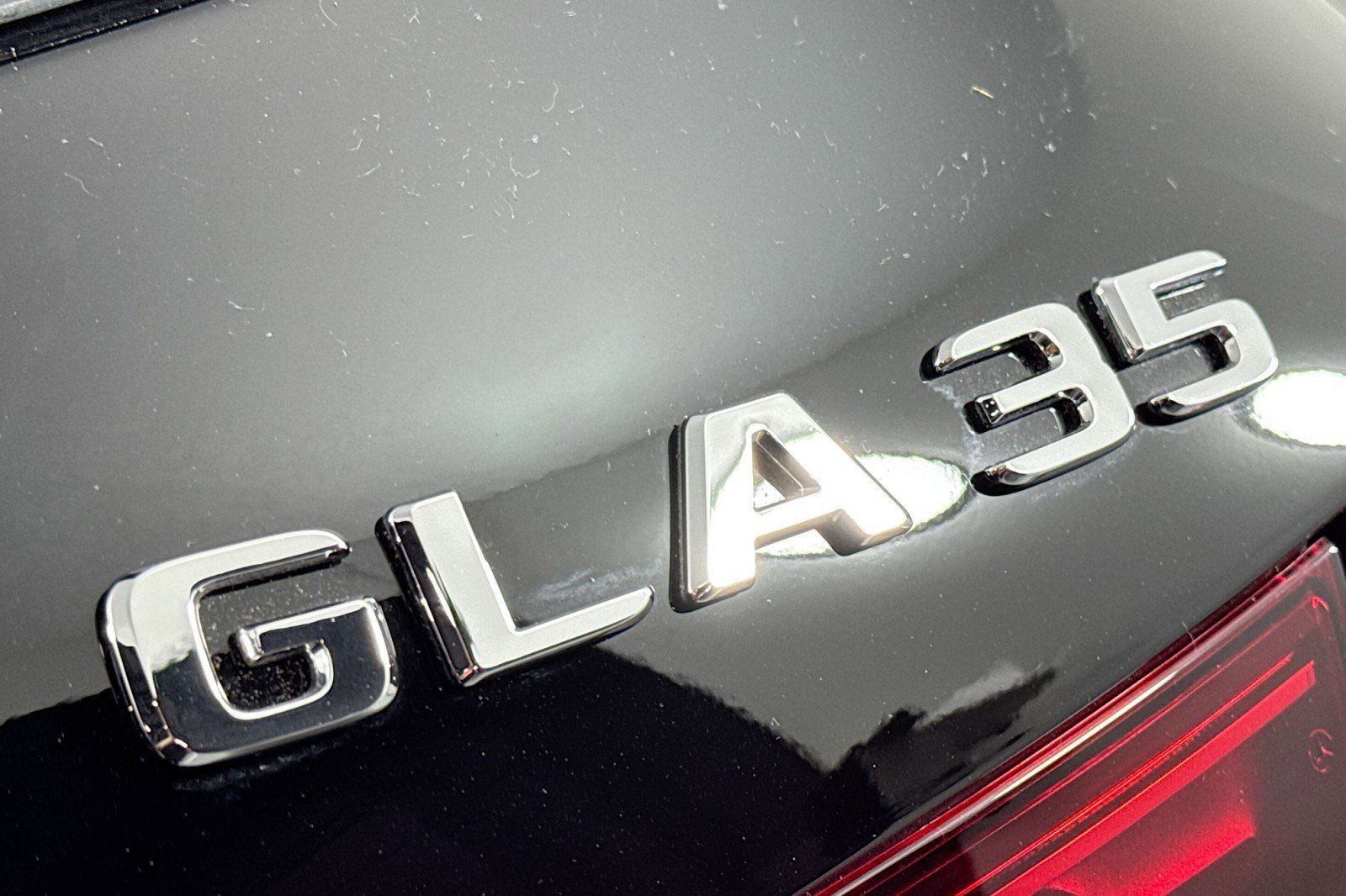 New 2026 Mercedes-Benz GLA 35 AMG 4MATIC image 8