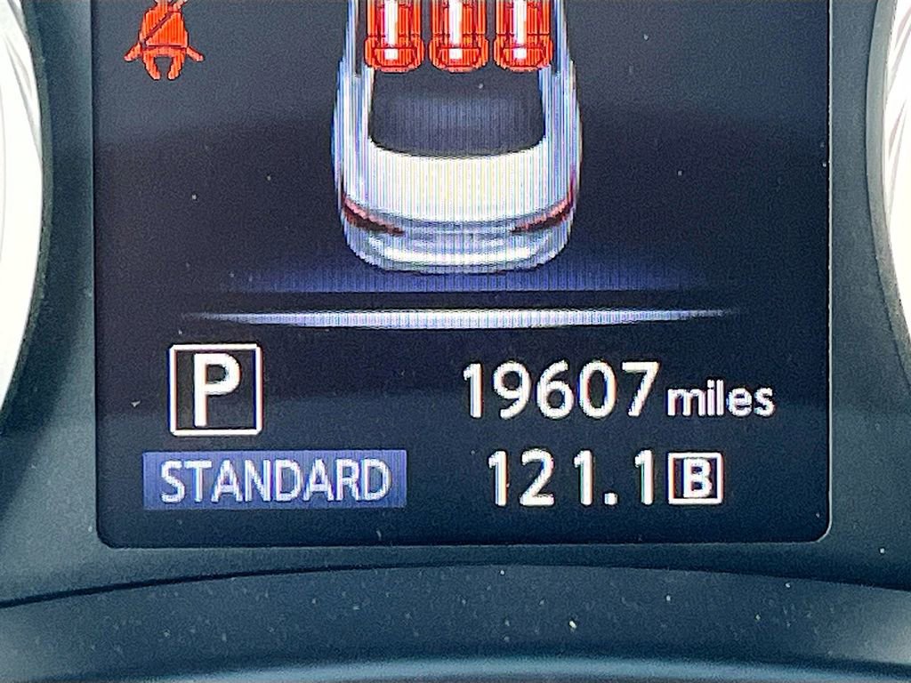 Used 2023 INFINITI Q50 Luxe w/ Cargo Package image 12