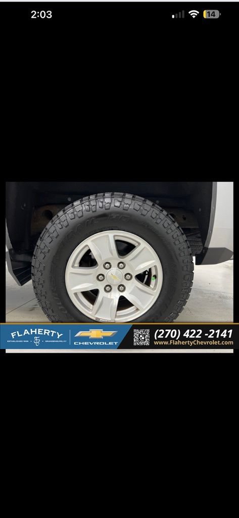 Used 2017 Chevrolet Silverado 1500 LT w/ All Star Edition AWD/4WD image 18