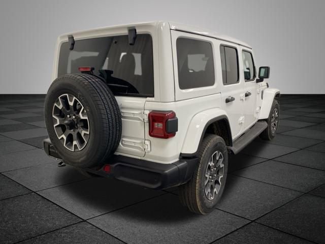 Used 2026 Jeep Wrangler Unlimited Sahara AWD/4WD image 6