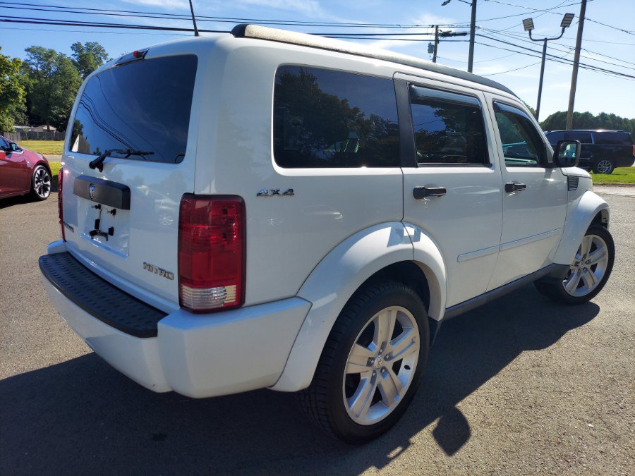 Used 2011 Dodge Nitro Heat AWD/4WD image 4