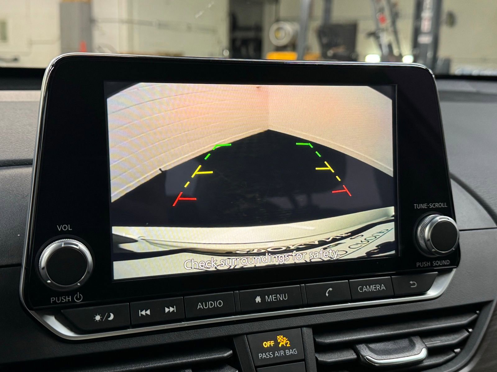 Used 2024 Nissan Altima 2.5 SV image 14