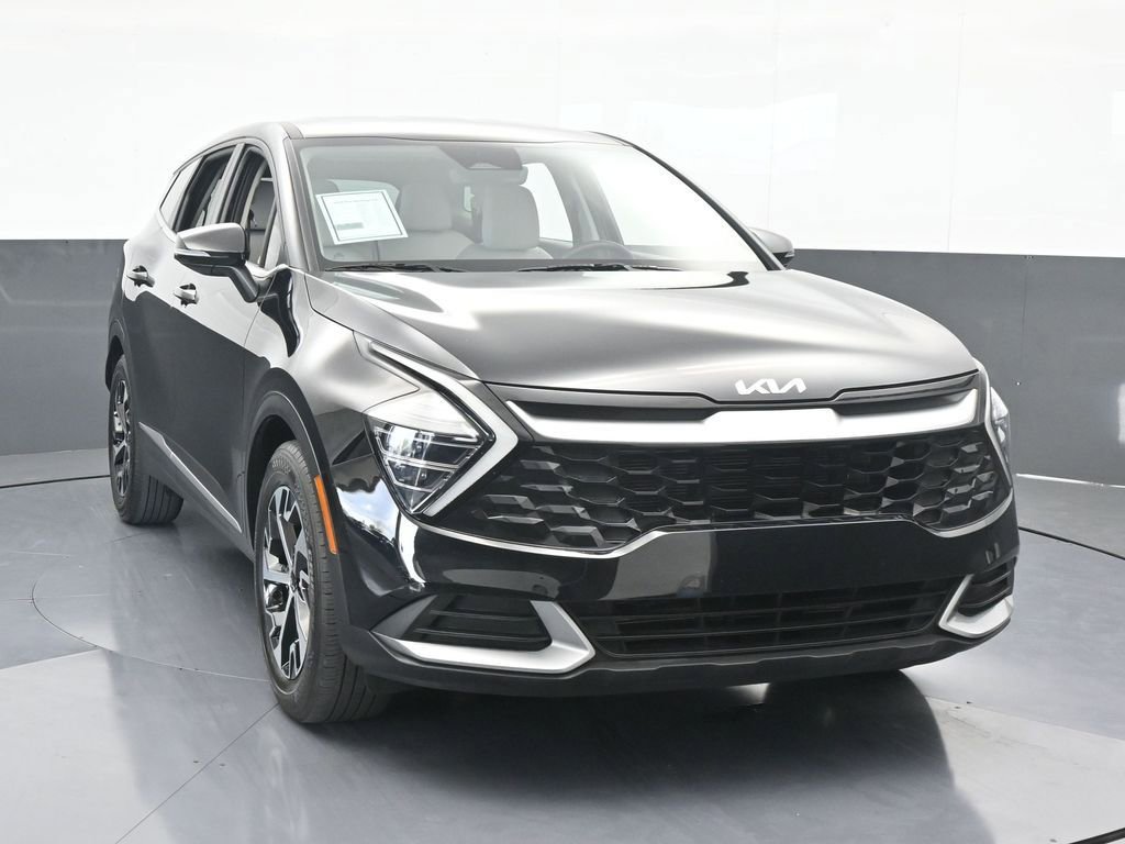 Used 2024 Kia Sportage EX image 9