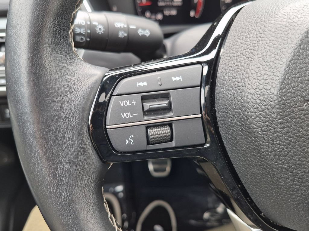 Certified 2025 Acura Integra A-Spec FWD image 17