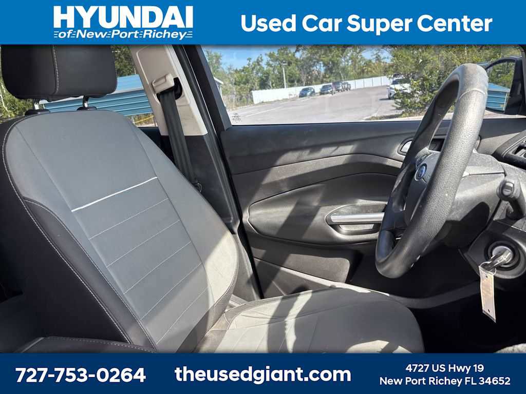 Used 2015 Ford Escape SE w/ Equipment Group 201A image 8