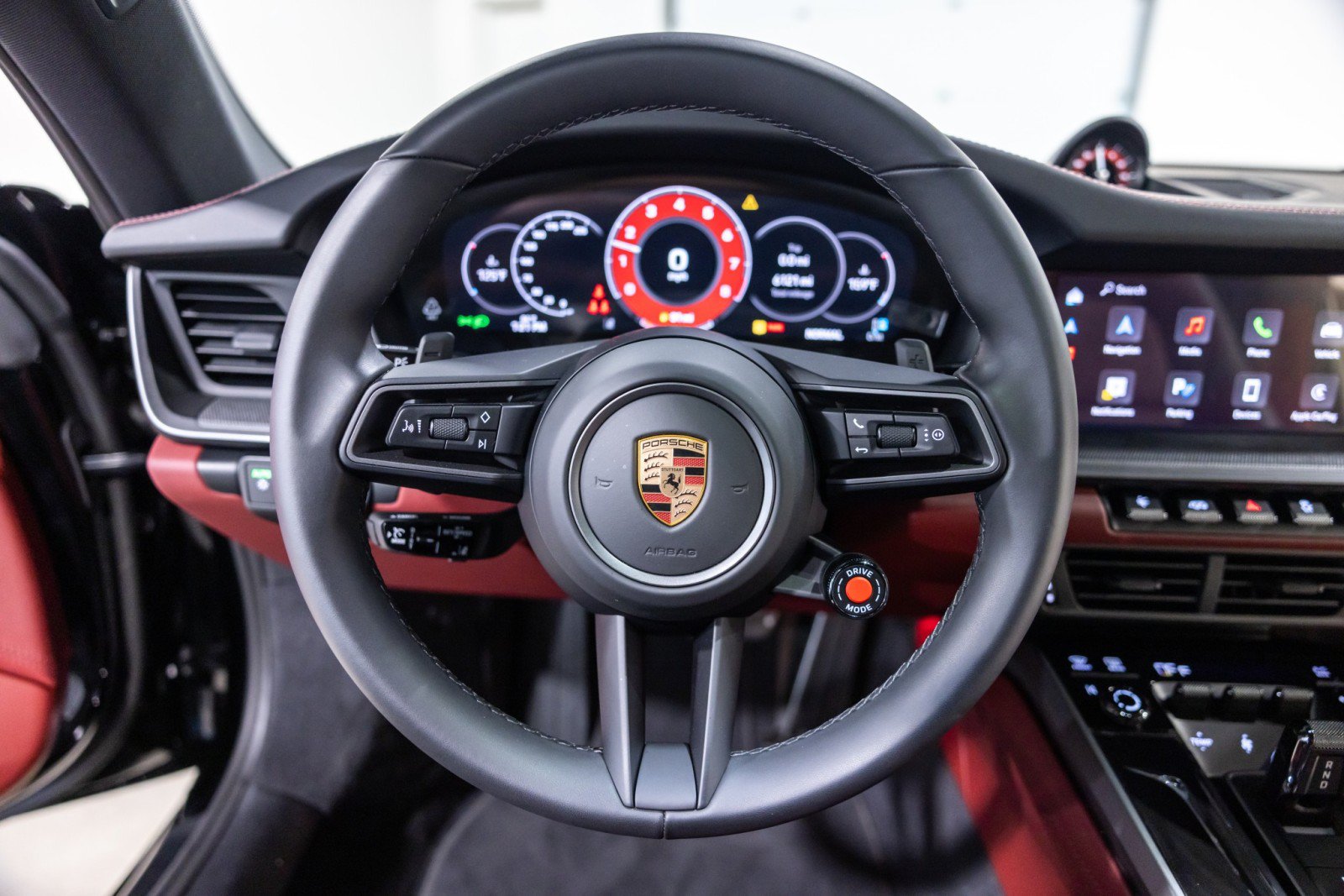 Used 2025 Porsche 911 Carrera S RWD image 45
