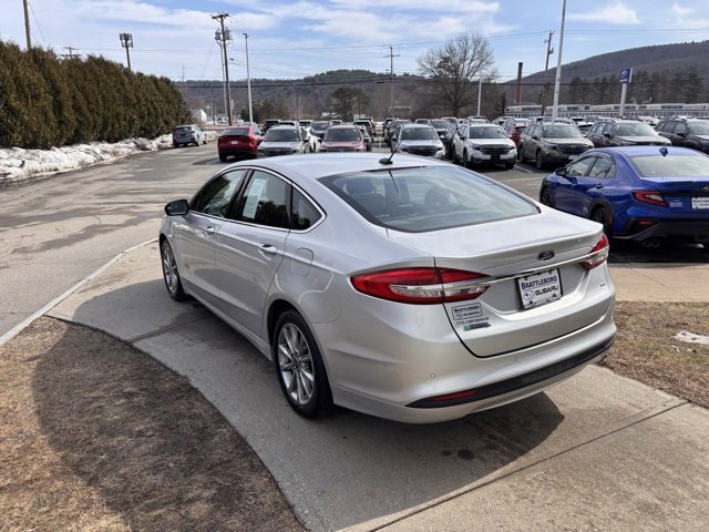 Used 2017 Ford Fusion Energi SE image 8